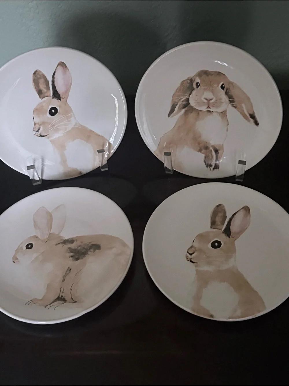 Arlington Designs Bunny Ceramic 4 Appetizer And Dessert Plates Tan and White 6”